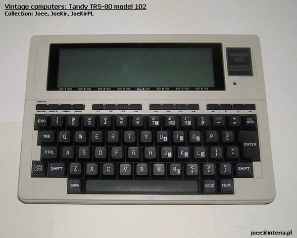 Tandy TRS-80 model 102 - 01.jpg